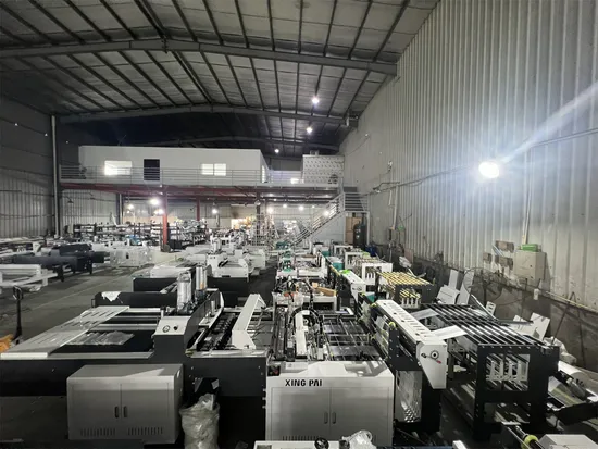 Beutelformmaschine, Maschine zur Herstellung von Einkaufstüten aus Kunststoff und Nylon mit doppelter Bodenversiegelung